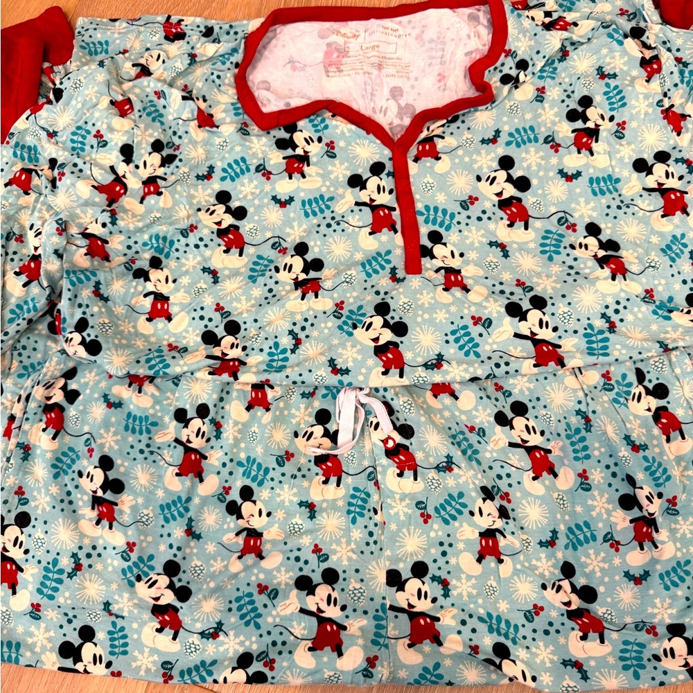 Women’s Disney Mickey Mouse little sleepies Pajamas